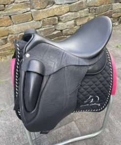 Sommer Novalis Galaxy 999 schwarz 18 Dressursattel [NEU]